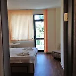 Yalta Apartament Nisipurile de Aur