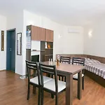Apartament Yalta *