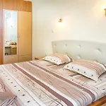 Apartament Yalta *