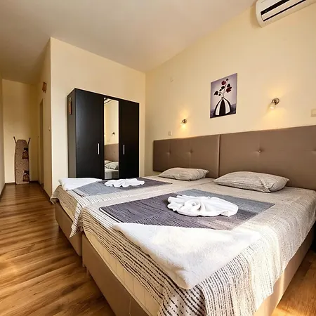 Apartment Yalta